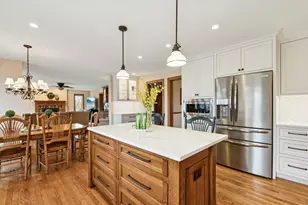 54 Gentry Dr, Hawthorn Woods, IL 60047 - Photo 13