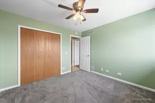 565 Dean Dr, South Elgin, IL 60177 - Photo 19