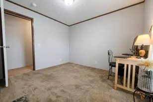 83 St George Dr, Bourbonnais, IL 60914 - Photo 5