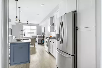 504 Lyman Avenue #105, Oak Park, IL 60304 - Photo 3