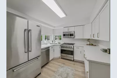 423 S Center Street, Bensenville, IL 60106 - Photo 3