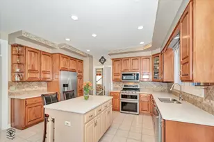 10427 Penny Ct, Frankfort, IL 60423 - Photo 17