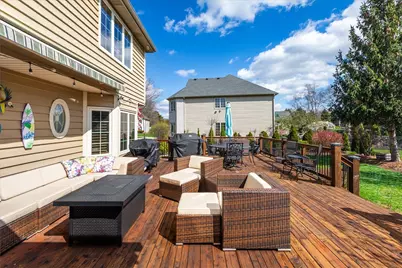 1576 Pine Lake Drive, Naperville, IL 60564 - Photo 41