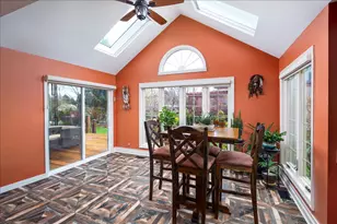 1576 Pine Lake Dr, Naperville, IL 60564 - Photo 13