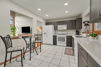 8027 Enclave Lane, Tinley Park, IL 60487 - Photo 7