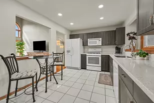 8027 Enclave Ln, Tinley Park, IL 60487 - Photo 7