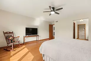 8027 Enclave Ln, Tinley Park, IL 60487 - Photo 11