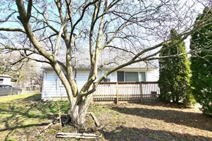 209 Bellevue Dr, Round Lake Park, IL 60073 - Photo 1