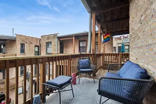 3909 N Sheridan Rd, Chicago, IL 60613 - Photo 21