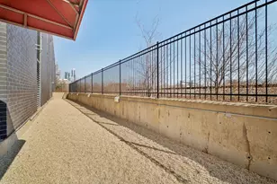 1841 S Calumet Ave, Chicago, IL 60616 - Photo 23