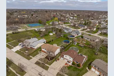 960 Sycamore Court, Hoffman Estates, IL 60192 - Photo 41