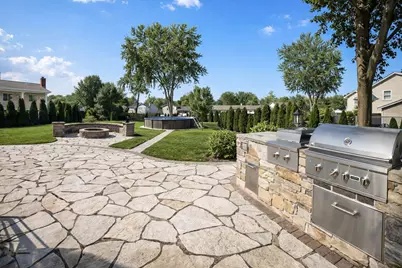 960 Sycamore Court, Hoffman Estates, IL 60192 - Photo 37