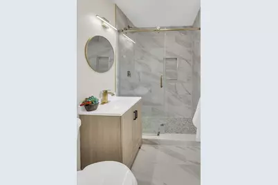 4821 N Mont Clare Avenue, Chicago, IL 60656 - Photo 15