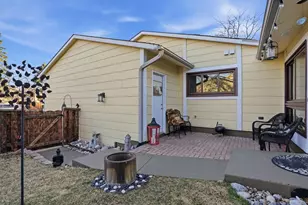 6856 Juneberry Ct, Woodridge, IL 60517 - Photo 21