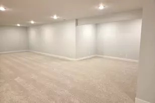 2905 Binghamton Ln, Bloomington, IL 61705 - Photo 27