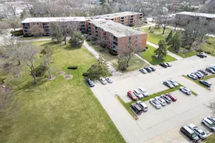 1615 E Central Rd, Arlington Heights, IL 60005 - Photo 19