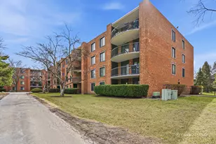 1615 E Central Rd, Arlington Heights, IL 60005 - Photo 21