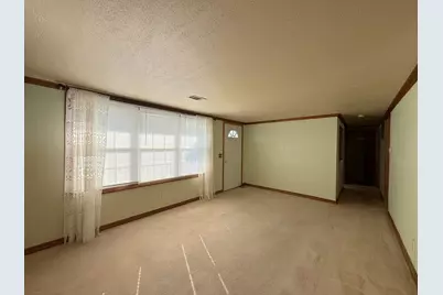 2406 11th Street, Silvis, IL 61282 - Photo 9