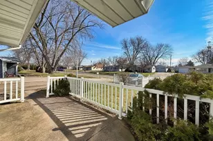 2406 11th St, Silvis, IL 61282 - Photo 7