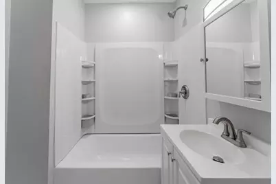 3408 W Carroll Avenue #1, Chicago, IL 60624 - Photo 13