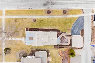 520 S Wheaton Ave, Wheaton, IL 60187 - Photo 75