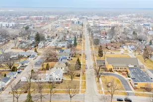 520 S Wheaton Ave, Wheaton, IL 60187 - Photo 77