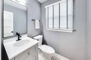 520 S Wheaton Ave, Wheaton, IL 60187 - Photo 21