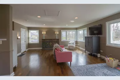 520 S Wheaton Avenue, Wheaton, IL 60187 - Photo 25