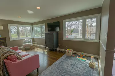 520 S Wheaton Avenue, Wheaton, IL 60187 - Photo 23