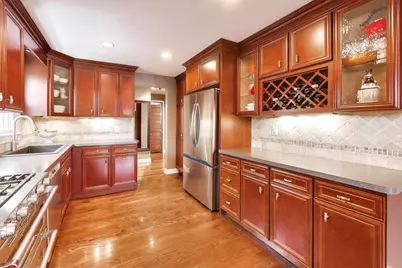 520 S Wheaton Avenue, Wheaton, IL 60187 - Photo 19