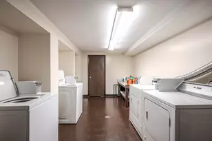 [Address not provided], Chicago, IL 60657 - Photo 17