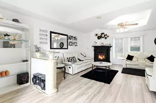 1431 Il Route 75, Freeport, IL 61032 - Photo 15