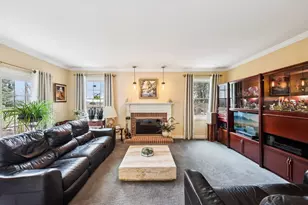 388 Narragansett Ct, Crystal Lake, IL 60012 - Photo 13