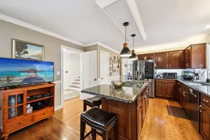 388 Narragansett Ct, Crystal Lake, IL 60012 - Photo 5