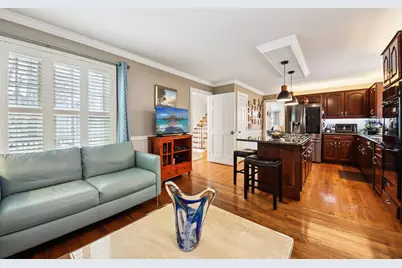 388 Narragansett Court, Crystal Lake, IL 60012 - Photo 9