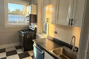 440 S Ridgeland Ave, Oak Park, IL 60302 - Photo 1