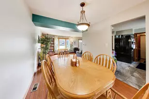 4444 Westbridge Ct, Hoffman Estates, IL 60192 - Photo 7