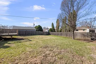 131 40th Ave, East Moline, IL 61244 - Photo 33