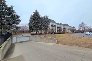 5001 Carriage Way Dr, Rolling Meadows, IL 60008 - Photo 23