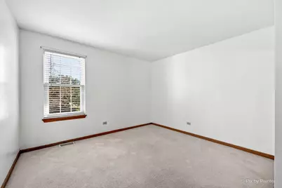 20 N Oltendorf Road, Streamwood, IL 60107 - Photo 17