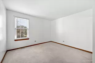 20 N Oltendorf Rd, Streamwood, IL 60107 - Photo 17