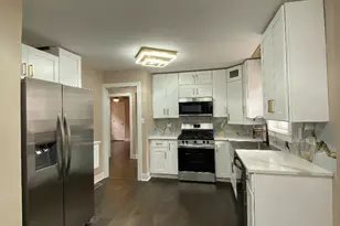 8354 S Winchester Ave, Chicago, IL 60620 - Photo 5