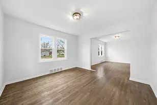 17909 Rose St, Lansing, IL 60438 - Photo 9