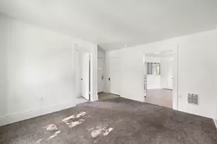 601 S Jefferson St, Woodstock, IL 60098 - Photo 7
