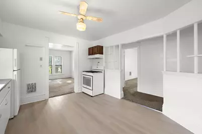 601 S Jefferson Street #2, Woodstock, IL 60098 - Photo 3