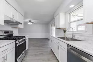 [Address not provided], Bloomington, IL 61704 - Photo 9