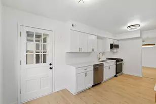 8216 Mulberry Ct, Palos Hills, IL 60465 - Photo 7