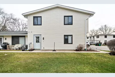 119 Brewster Court #A, Bloomingdale, IL 60108 - Photo 1