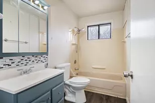 119 Brewster Ct, Bloomingdale, IL 60108 - Photo 9