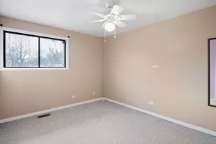 119 Brewster Ct, Bloomingdale, IL 60108 - Photo 13